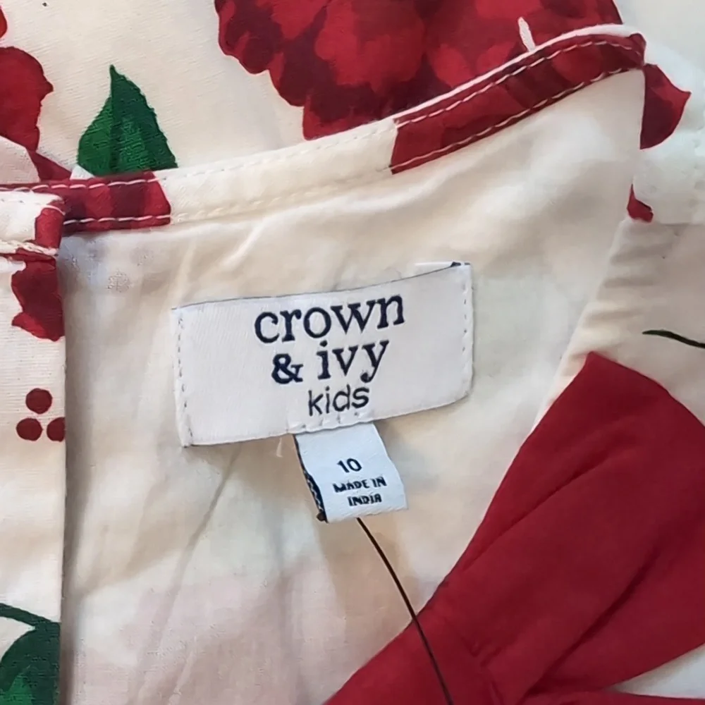 Crown & Ivy Kids White/Red Floral Dress. 3/4 Length Bell Sleeve. Size 10